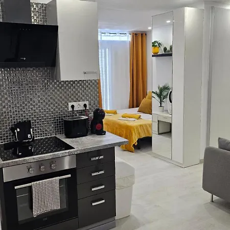 Papagayo Apartamento *